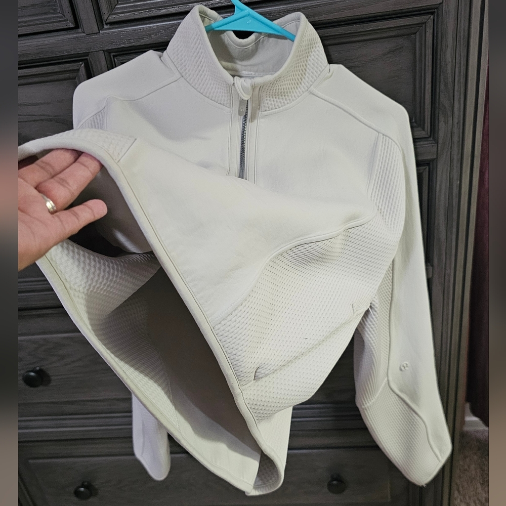 Lululemon Pullover - image 3